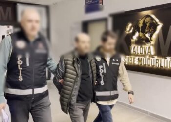 Sahte Kimlikle Başkasına Ait Arsayı Satmaya Çalışan 2 Şüpheli Tutuklandı