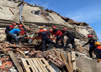 Çanakkale’de Yangın ve Deprem Tatbikatları Yapıldı