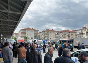 Pazarcılar Arasında Kavga: 5 Kişi Yaralandı