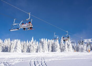 Uludağ Mayıs Ayında Kar Yağışına Teslim Oldu