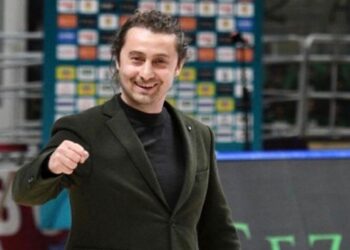 Sezer Sezgin Yeniden Bursaspor Basketbol Takımı’nda Başkanlık Görevine Seçildi