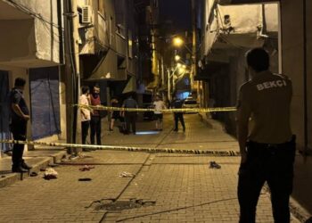 2 Grup Arasında Çıkan Kavgada 4 Kişi Yaralandı