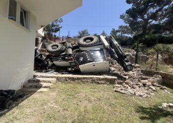 11 Yaşındaki Çocuk İş Makinesinin Altında Kalarak Hayatını Kaybetti