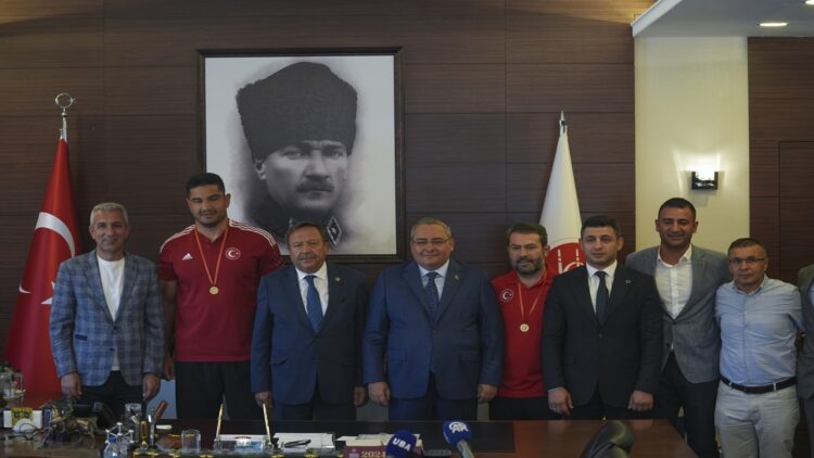 Taha Akgül Karakucak Güreşleri İçin Geri Sayım Başladı