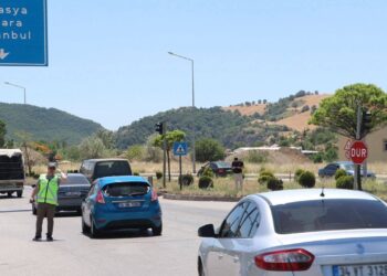 Bayram Tatili Dönüşünde Trafik Yoğunluğu