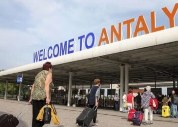 Antalyada Havalimanı Uçak Trafiği Rekoru Yenilendi