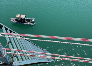 Bir Araç Seyhan Baraj Gölü’ne Düştü