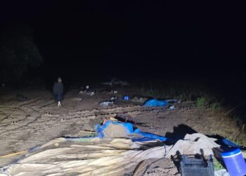 Sivas’ta Sağanak Çadırları Su Altında Bıraktı