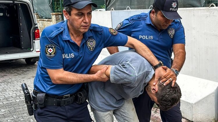 53 Yıl 7 Ay Kesinleşmiş Hapis Cezası Bulunan Hükümlü Yakalandı