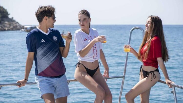 Antalyaspor Yeni Sezon Forma Tanıtım Fotoğrafları