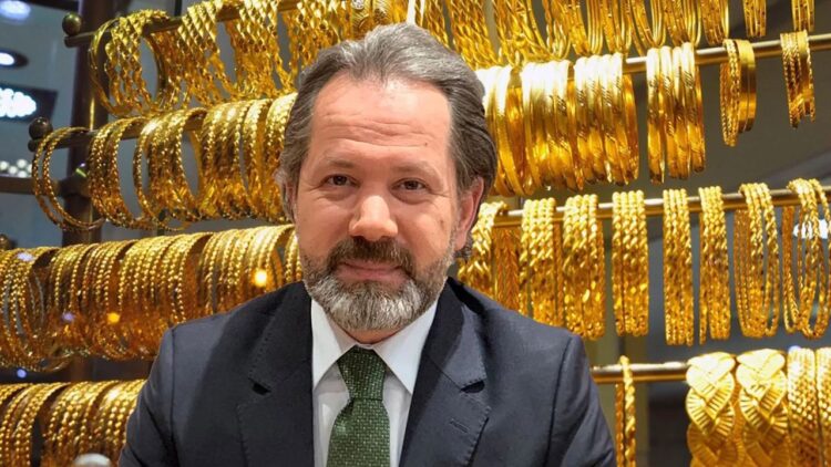 İslam Memiş Gram Altında Çarşambayı İşaret Etti