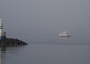 GÜNCELLEME 2 – Çanakkale Boğazı tek yönlü transit gemi geçişlerine yeniden açıldı haberi
