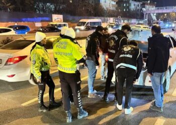 İstanbul Emniyet Müdürü Yıldız, Bahçelievler’deki asayiş uygulamasını denetledi: haberi