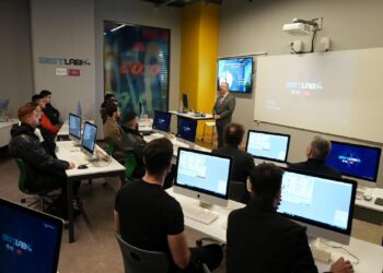 İstanbul Nişantaşı Üniversitesi NeoTech yerleşkesinde BISTLAB açıldı