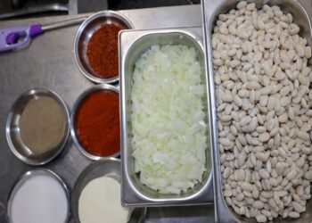 Tescilli “Cerrah kuru fasulyesi” ıslatmaya gerek kalmadan pişiyor haberi