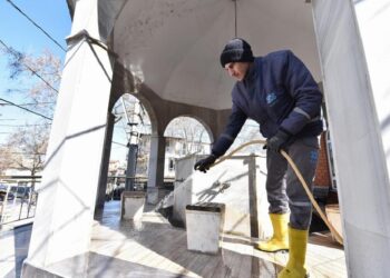 Altıeylül’de Ramazan öncesi camiler temizleniyor haberi