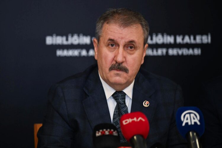 BBP Genel Başkanı Destici, İstanbul’da basın toplantısında konuştu: haberi