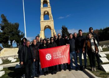 Çanakkale ve Balıkesirli gazeteciler, “Basın Köprüsü” etkinliğiyle şehitlikleri gezdi haberi