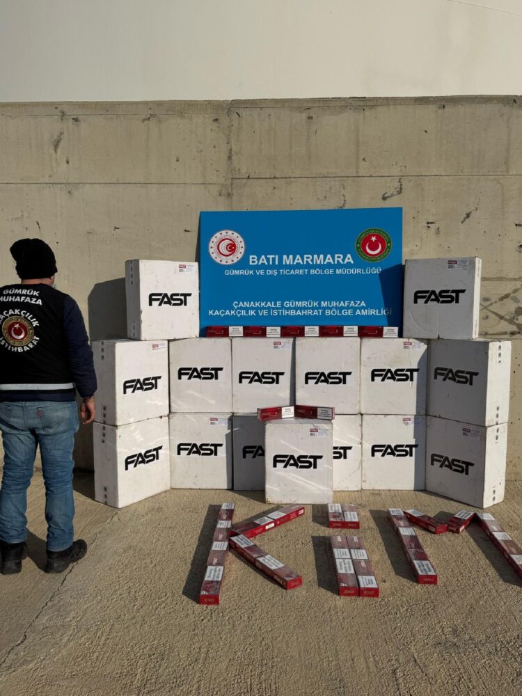 Çanakkale’de bir gemide 7 bin 500 paket kaçak sigara ele geçirildi haberi