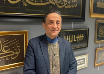 DOSYA HABER/YEDİ İKLİM DÖRT KÖŞEDE TÜRKÇENİN SERÜVENİ – Şair ve yazar Mürsel Sönmez, Nuri Pakdil’in kullandığı dille edebiyata nefes kattığını söyledi: haberi