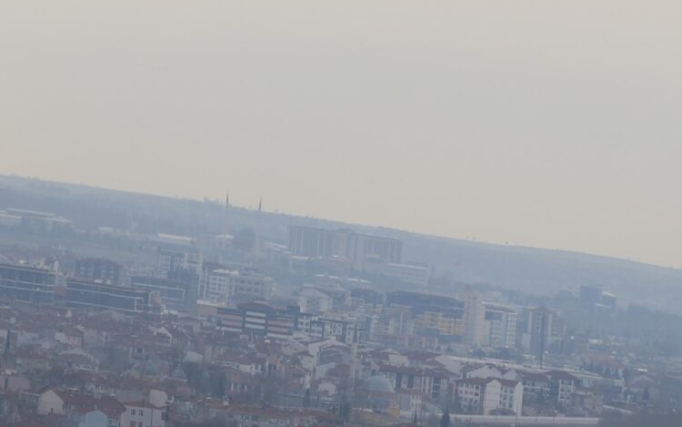 Edirne’nin çanak yerleşimi kış aylarında hava kalitesini düşürüyor haberi