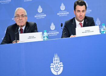 İBB’de İmamoğlu’nun “sahte diploma” soruşturmasına ilişkin basın toplantısı düzenlendi haberi