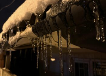 İstanbul’da kar yağışı aralıklarla sürüyor haberi
