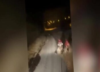 İstanbul’da vatandaşlar karın keyfini çıkardı haberi