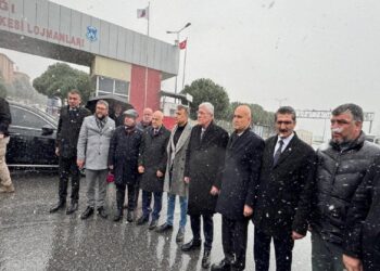 İYİ Parti Genel Başkanı Dervişoğlu, Ümit Özdağ’ı cezaevinde ziyaret etti haberi