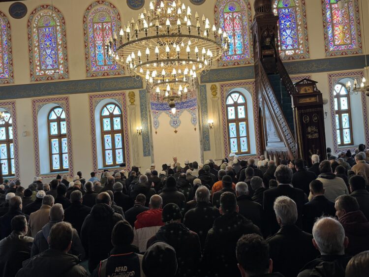 Kocaeli ve Düzce’de 6 Şubat depremleri anma programı yapıldı haberi