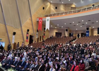 Kocaeli’de “28 Şubat: 28 Yılın Ardından” paneli düzenlendi haberi