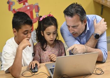 MediaMarkt, Ateşböceği öğrenim tırlarıyla 5 bin çocuğa eğitim desteği sağladı haberi