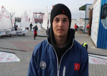 Milli yelkenci Kurnaz, 12. kez Türkiye şampiyonu oldu haberi