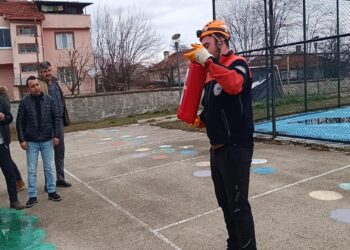 Pazaryeri Gençlik ve Spor İlçe Müdürlüğü personeline yangın eğitimi verildi haberi