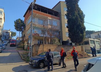 Pendik’teki duvarlarından ses gelen bina boşaltıldı haberi