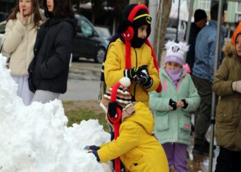 Sakarya’da çocuklara kar topu etkinliği düzenlendi haberi
