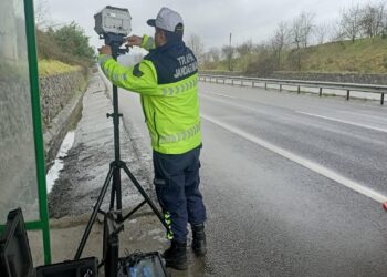 Sakarya’da geçen ay 928 araç trafikten men edildi haberi