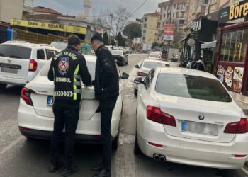 Sancaktepe’de otomobiliyle makas atarak ilerleyen sürücüye 13 bin 420 lira ceza haberi