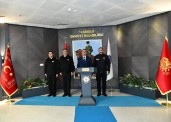 Tekirdağ Valisi Soytürk İl Emniyet Müdürlüğünü ziyaret etti haberi