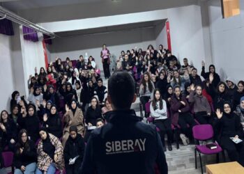 Tekirdağ’da öğrenciler siber suçlara karşı bilgilendirildi haberi