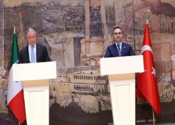 Türkiye ile İtalya, yatırım ortaklığını yüksek teknoloji alanlarında geliştirmeyi hedefliyor haberi