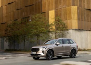 Yenilenen Volvo XC90 Türkiye’de tanıtıldı haberi