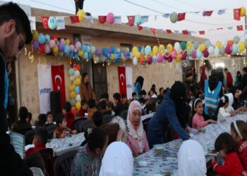 Yetim Vakfı ramazanda 28 ülkeye yardım ulaştıracak haberi