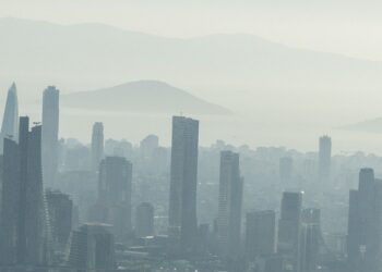 Yüksek binalarda modern yangın söndürme sistemlerinin kullanılması zorunlu haberi