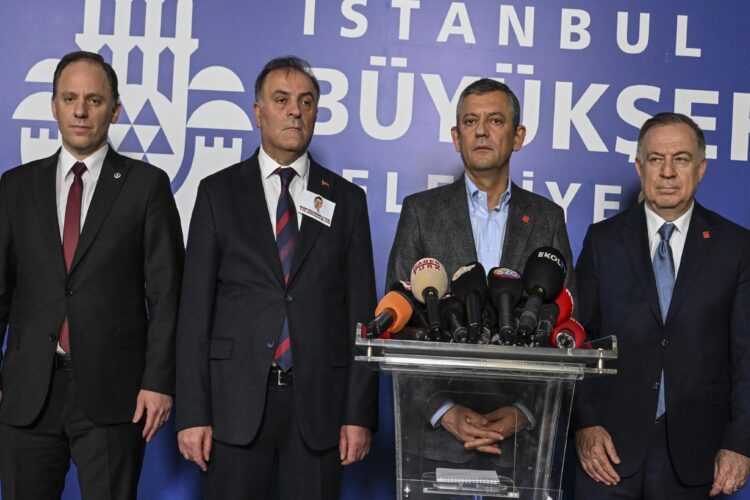 CHP Genel Başkanı Özel’den cumhurbaşkanı adayı belirleme sürecine ilişkin açıklama: haberi