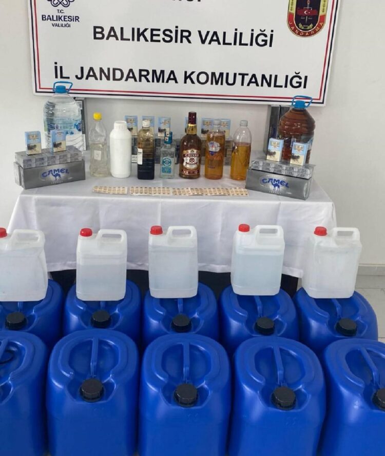 Erdek’te sahte alkol ve kaçak tütün operasyonunda 1 şüpheli yakalandı haberi