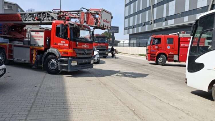 İnegöl’de fabrika bacasında çıkan yangın söndürüldü haberi