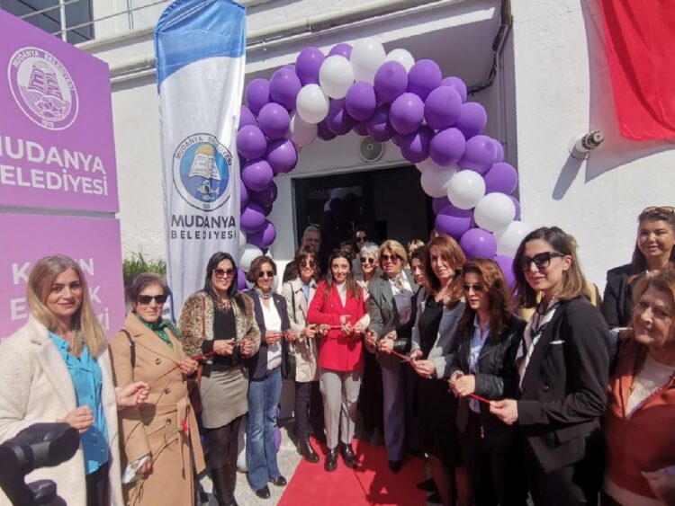 Mudanya’da Kadın Eşitlik Merkezi açıldı haberi