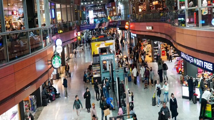 Sabiha Gökçen Havalimanı, bayram yoğunluğu için hazırlıklarını tamamladı haberi