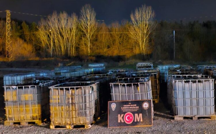 Sakarya’da 370 bin litre kaçak akaryakıt ele geçirildi haberi